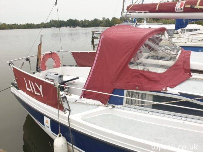 1981 Pegasus 700 (Shallow Fin Keel)